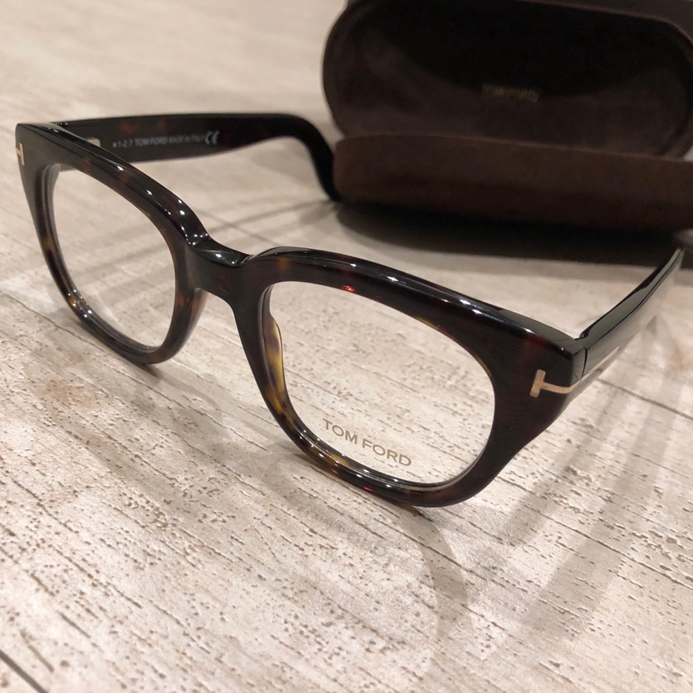 🆕 💯Authentic - Tom Ford designer eye glasses-NBW